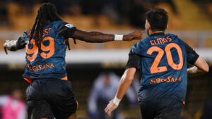 Λετσε Ναπολι: Ένας Πολιτιστικός Θησαυρός της Ιταλίας