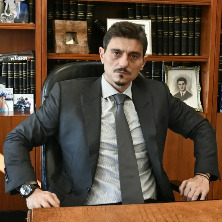 γιαννακόπουλοσ — GR news