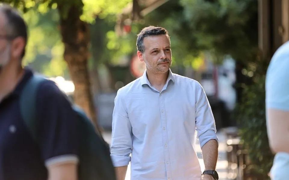 χάρησ καστανίδησ — GR news
